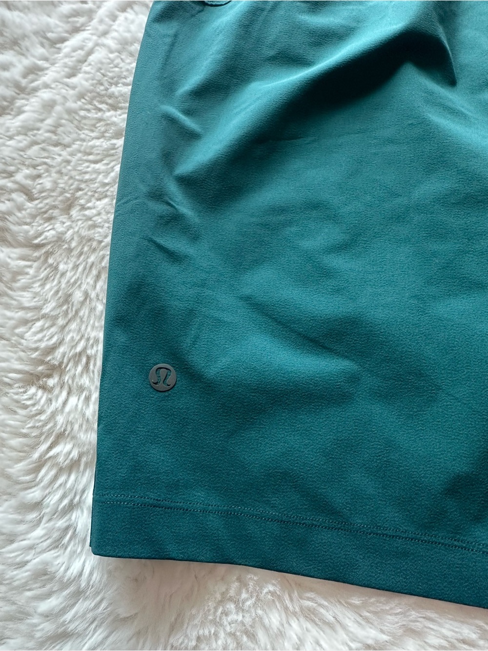 lululemon athletica Men’s Athletic Shorts in Teal Green - Picture 5 of 7